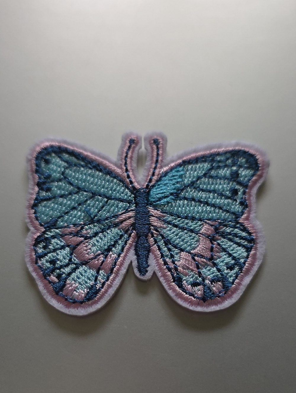 BUTTERFLY IRON ON